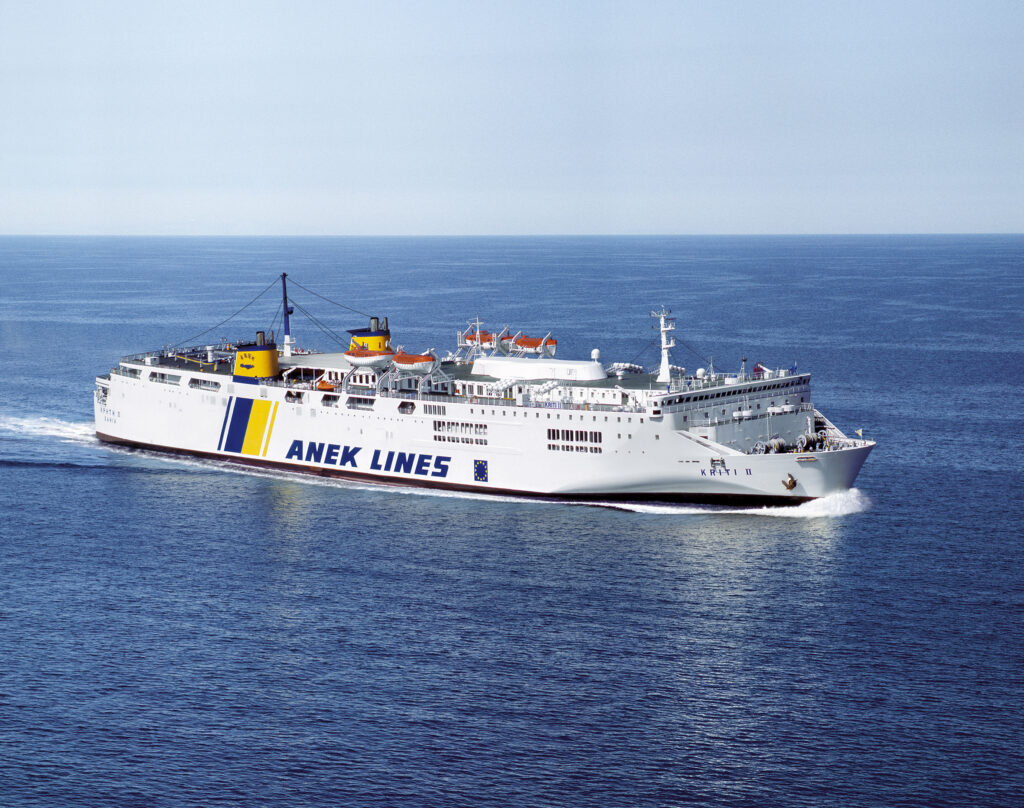 ΑΝΕΚ LINES :ΣΑΛΠΑΡΟΥΜΕ ΓΙΑ ΚΡΗΤΗ ΜΕ ΗΜΕΡΗΣΙΑ ΔΡΟΜΟΛΟΓΙΑ, ΑΝΕΤΑ ΚΑΙ ΟΙΚΟΝΟΜΙΚΑ