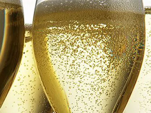 Ferrari Trentodoc campione mondiale delle «bollicine», l’Italia batte la Francia