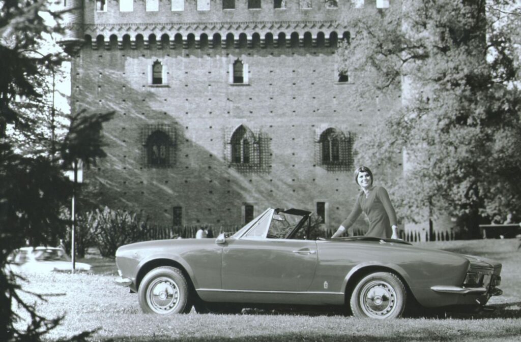 To αιώνιο καλοκαίρι της Fiat μέσα από 10 cabrio μοντέλα