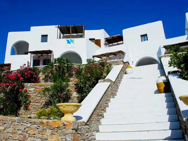 Folegandro – Agia Marina: relax e autenticità