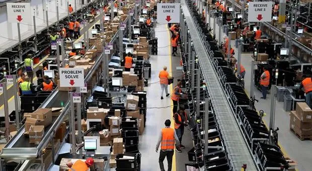 AgCom, mercato consegna pacchi Italia cresce grazie all’eCommerce