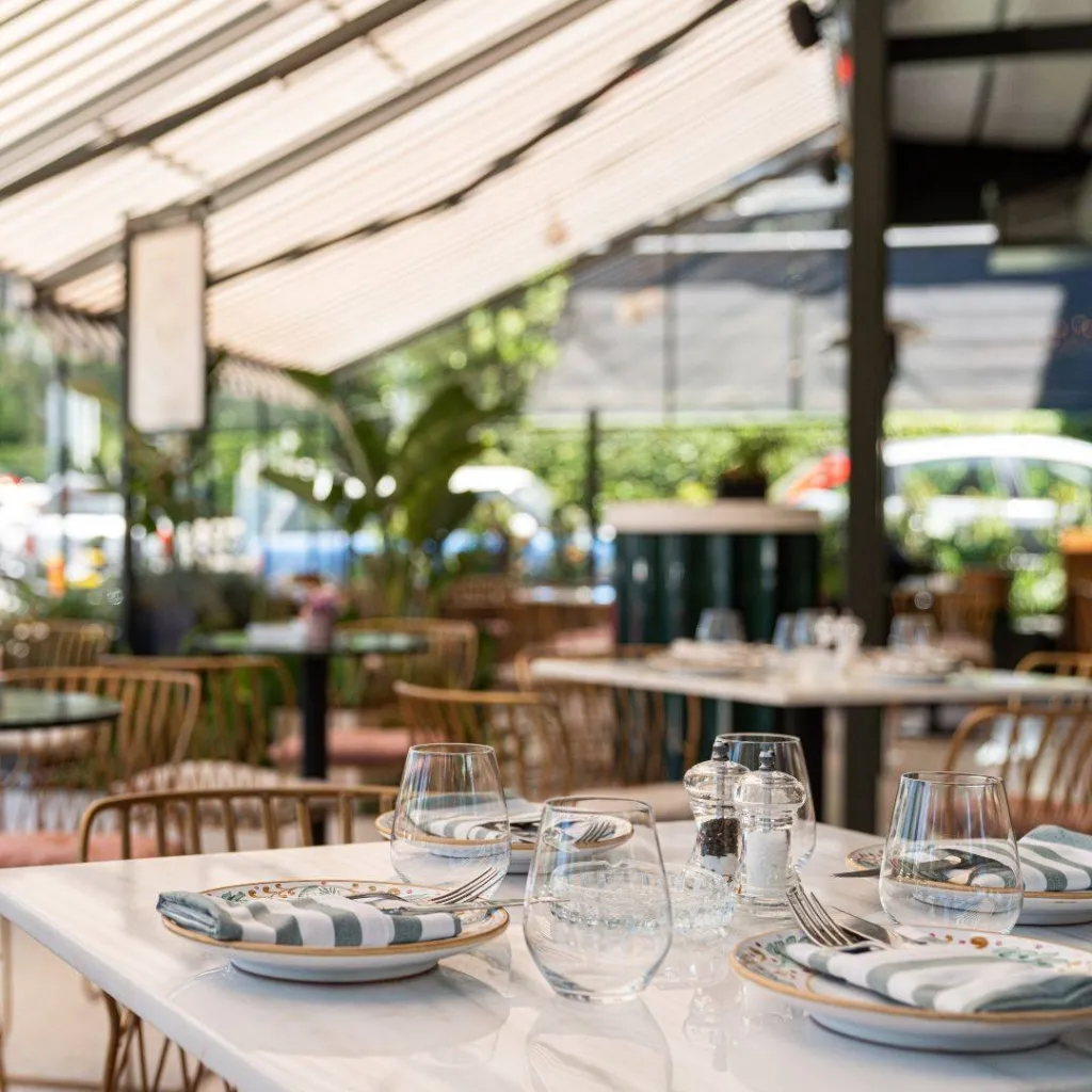 Vittoria Gati: Glyfada mon amour