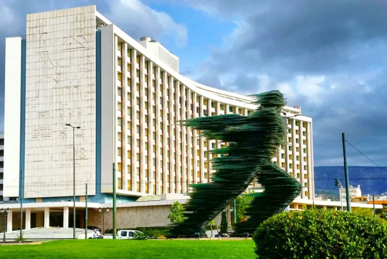 Hilton Athens: un’eredità nel cuore di Atene