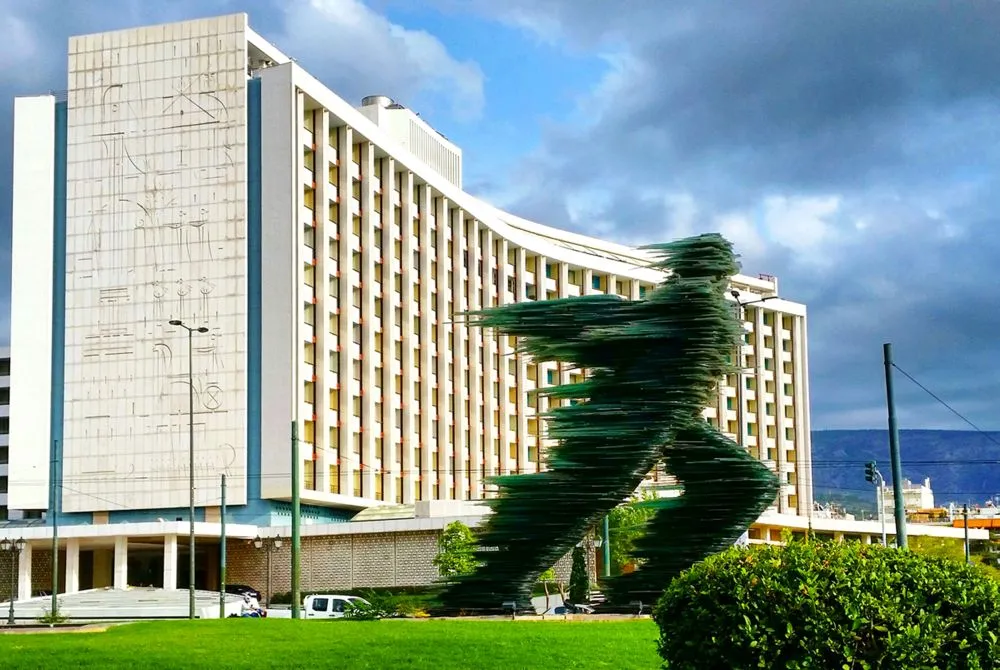 Hilton Athens: un’eredità nel cuore di Atene