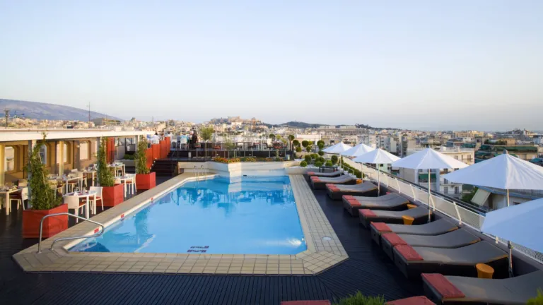 Novotel Athens: cena con vista