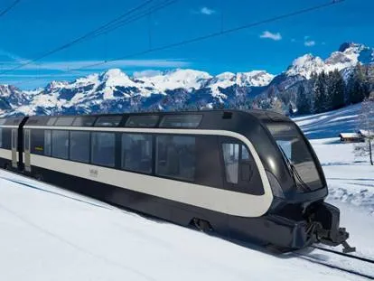 Il nuovo treno per il turismo delle Alpi: ecco il Goldenpass Express firmato da Pininfarina