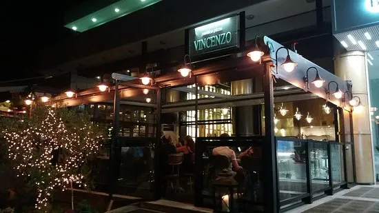Vincenzo Glyfada: stile tradizionale e gusto italiano