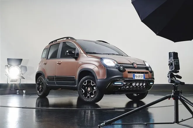 Mercato auto italia: a settembre 2019 +256% per le elettriche, quota vicina all’1%