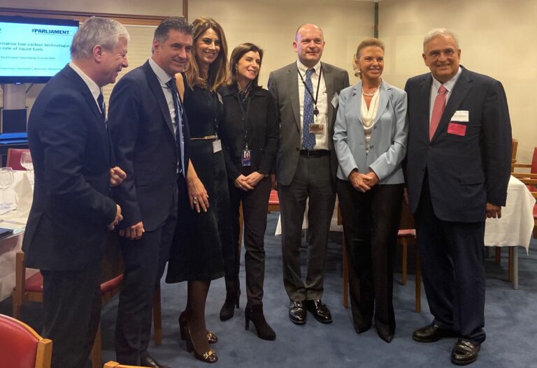Η ΕΥΡΩΠΑΪΚΗ ΔΙΥΛΙΣΗ ΑΡΩΓΟΣ ΣΤΗΝ ΠΡΟΣΠΑΘΕΙΑ ΓΙΑ ΚΛΙΜΑΤΙΚΗ ΟΥΔΕΤΕΡΟΤΗΤΑ