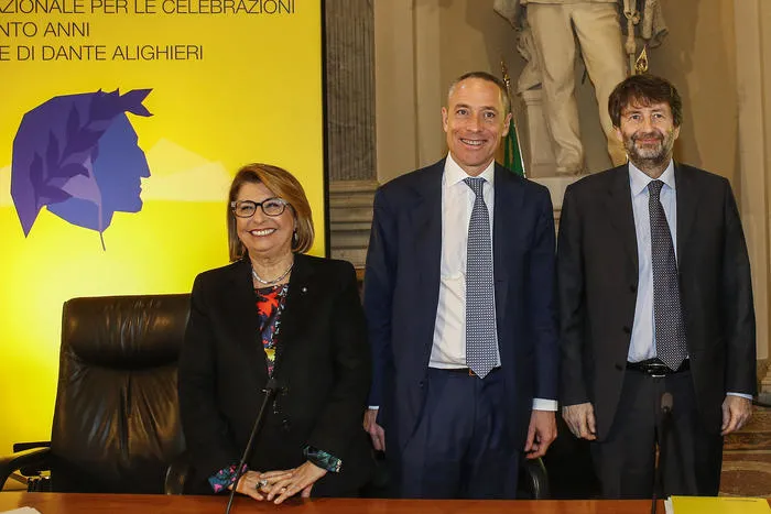 Dante 2021,eventi con Poste in 70 comuni