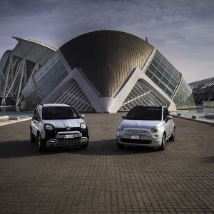 Fiat 500 Hybrid & Fiat Panda Hybrid: Η υβριδική τεχνολογία με την ματιά της Fiat