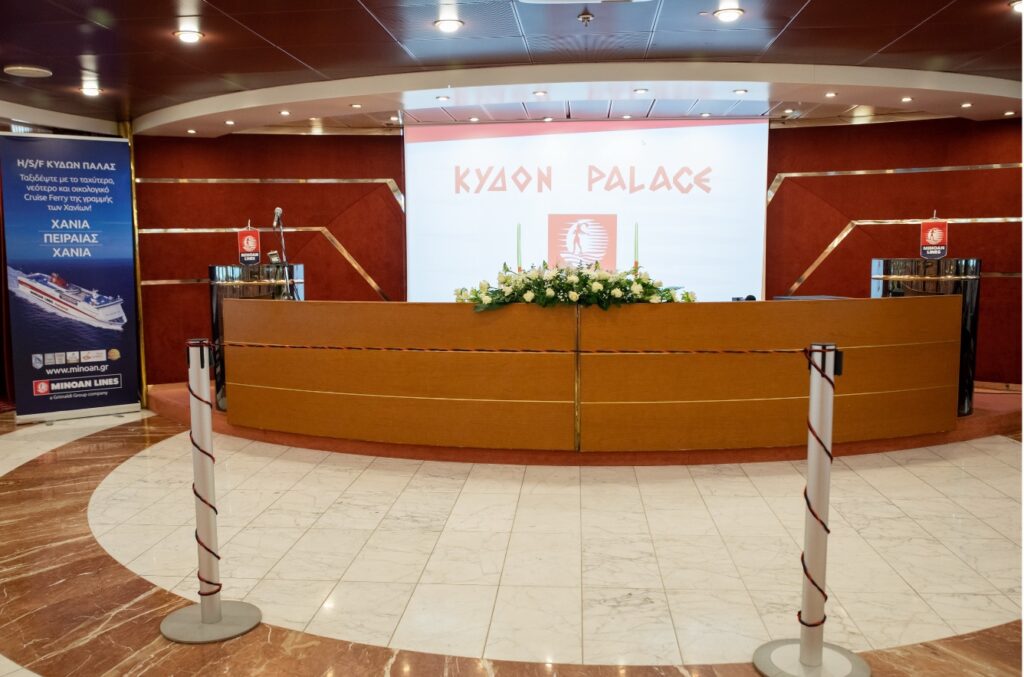 “ΒΑΠΤΙΣΤΗΚΕ” ΤΟ “ΚΥΔΩΝ ΠΑΛΑΣ” ΜΕ “ΝΟΝΟ” ΤΟΝ ΑΝΤΙΠΕΡΙΦΕΡΕΙΑΡΧΗ ΧΑΝΙΩΝ κ. Ν. ΚΑΛΟΓΕΡΗ – ΤΕΛΕΣΗ ΑΓΙΑΣΜΟΥ ΑΠΟ ΤΟΝ ΣΕΒΑΣΜΙΟΤΑΤΟ ΜΗΤΡΟΠΟΛΙΤΗ ΚΥΔΩΝΙΑΣ ΚΑΙ ΑΠΟΚΟΡΩΝΟΥ κ.κ. ΔΑΜΑΣΚΗΝΟ