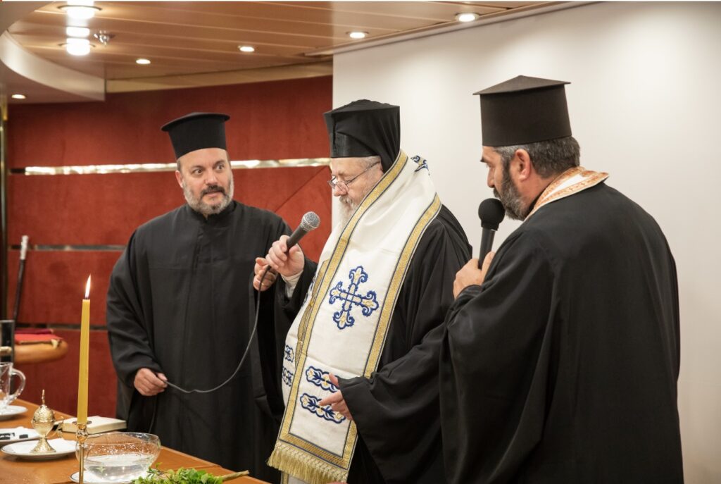 “ΒΑΠΤΙΣΤΗΚΕ” ΤΟ “ΚΥΔΩΝ ΠΑΛΑΣ” ΜΕ “ΝΟΝΟ” ΤΟΝ ΑΝΤΙΠΕΡΙΦΕΡΕΙΑΡΧΗ ΧΑΝΙΩΝ κ. Ν. ΚΑΛΟΓΕΡΗ – ΤΕΛΕΣΗ ΑΓΙΑΣΜΟΥ ΑΠΟ ΤΟΝ ΣΕΒΑΣΜΙΟΤΑΤΟ ΜΗΤΡΟΠΟΛΙΤΗ ΚΥΔΩΝΙΑΣ ΚΑΙ ΑΠΟΚΟΡΩΝΟΥ κ.κ. ΔΑΜΑΣΚΗΝΟ