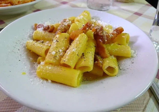 Lunedì 6 #Iorestoacasa, è il Carbonara Day
