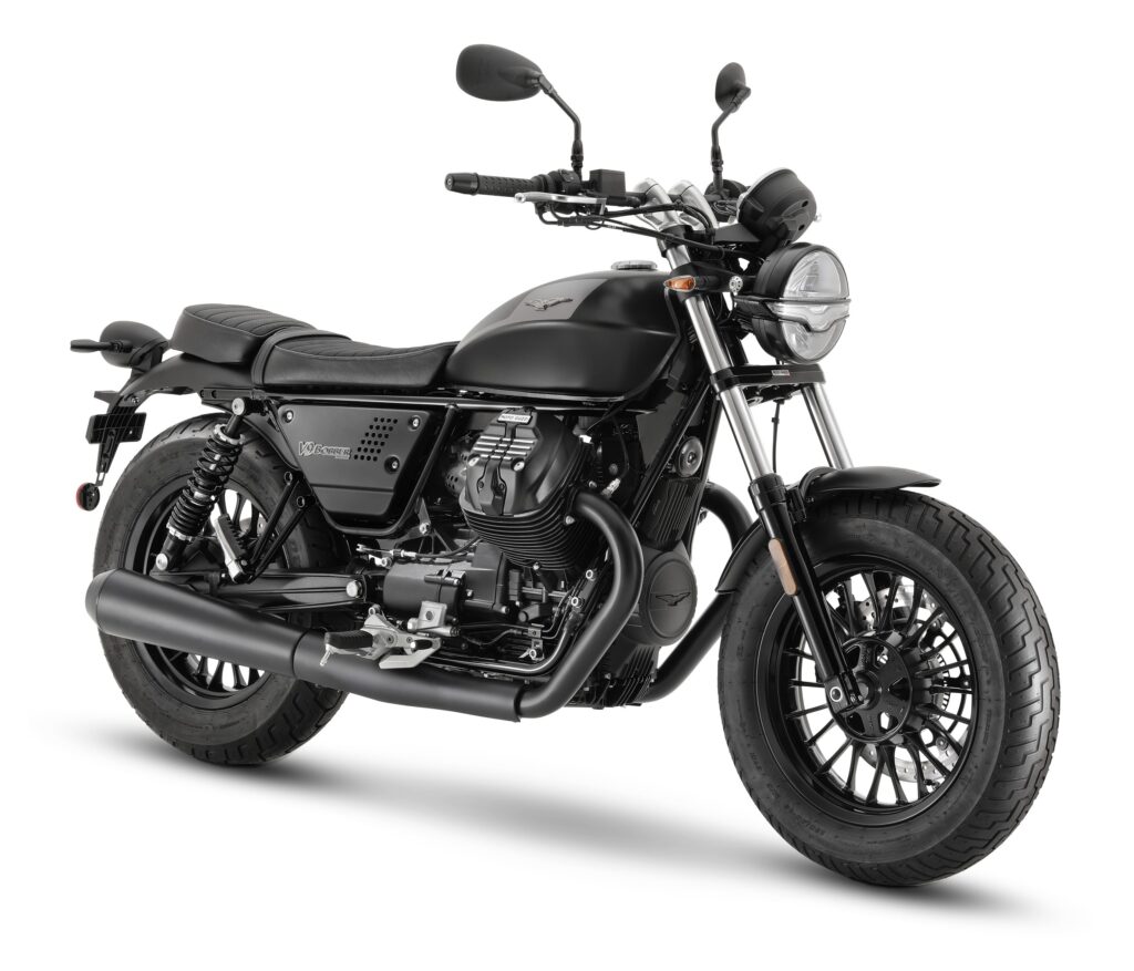 ΠΑΡΟΥΣΙΑΣΤΗΚΕ Η ΝΕΑ MOTO GUZZI V9   
