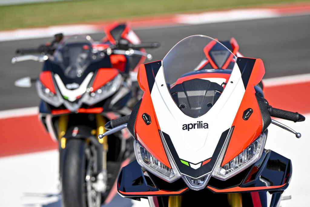 APRILIA RSV4 FACTORY KAI TUONO V4 FACTORY SE-09 SBK