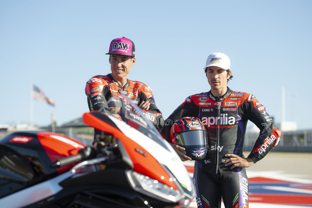 APRILIA RSV4 FACTORY KAI TUONO V4 FACTORY SE-09 SBK