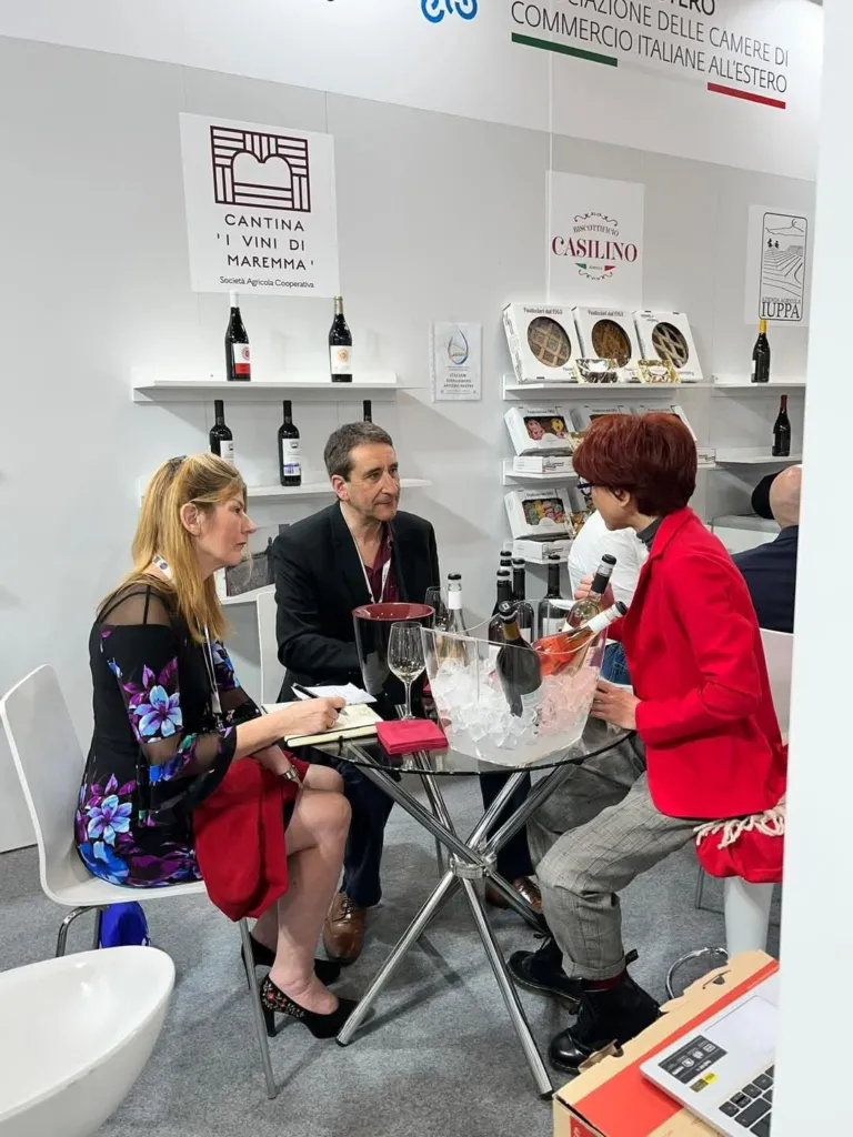 La Camera di Commercio Italo-Ellenica di Atene ha partecipato per un altro anno alla più grande fiera del settore agro-alimentare dell’Europa sud-orientale, la FOOD EXPO che si e’ svolta dall’8 al 10 marzo presso il Metropolitan EXPO di Atene.
