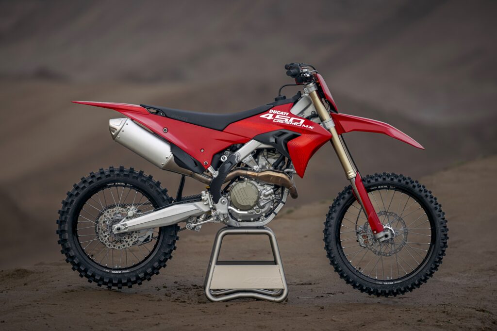 Ducati Desmo450 MX:  Η πρώτη μοτοσικλέτα motocross με το DNA της Ducati!