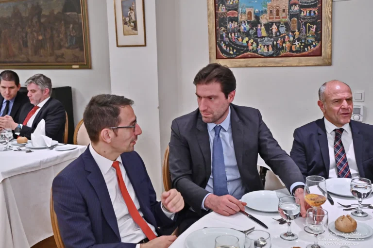Επίσημο δείπνο στην Αθηναϊκή Λέσχη με κεντρικό ομιλητή τον Κωστή Χατζηδάκη 31