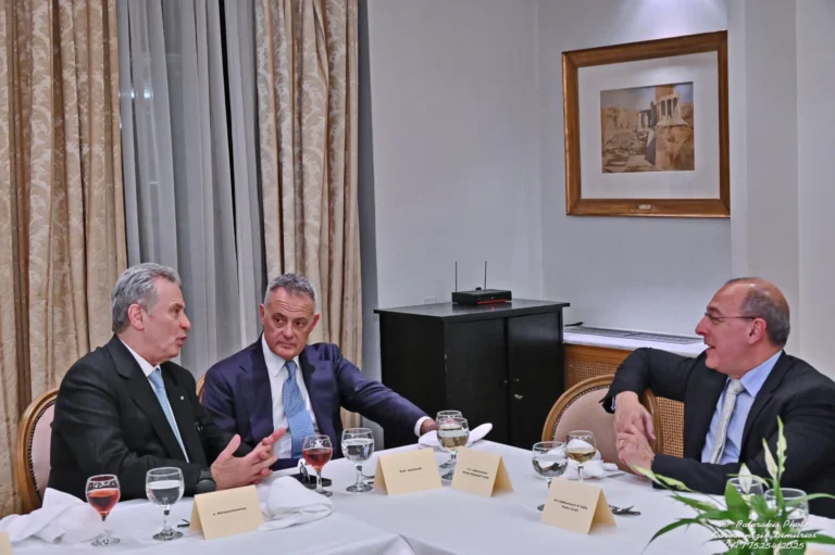 Επίσημο δείπνο στην Αθηναϊκή Λέσχη με κεντρικό ομιλητή τον Κωστή Χατζηδάκη 28