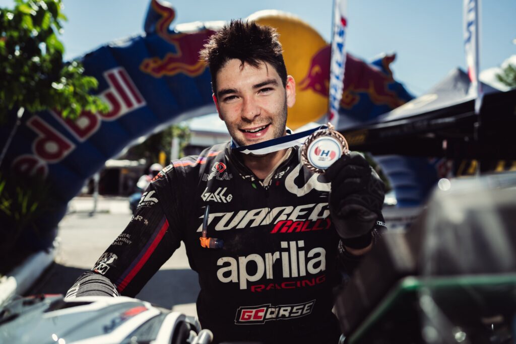 Η Aprilia Tuareg Racing γράφει ιστορία στο Hellas Rally Raid: συνολική νίκη και hat-trick στην κατηγορία M5