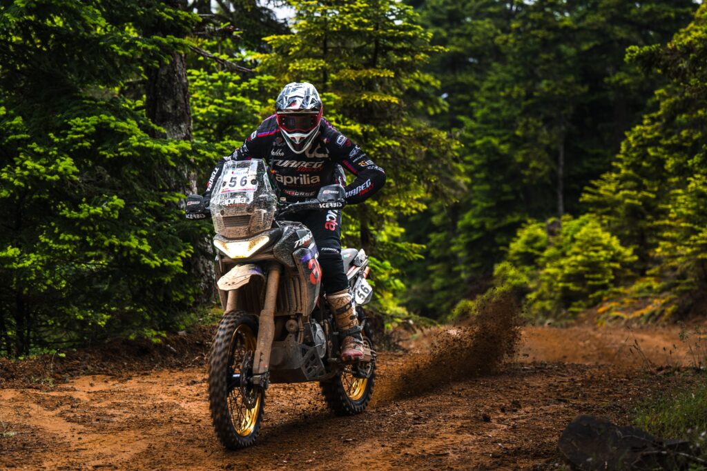 Η Aprilia Tuareg Racing γράφει ιστορία στο Hellas Rally Raid: συνολική νίκη και hat-trick στην κατηγορία M5