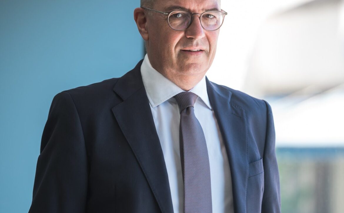 Νικόλαος Παπαλάμπρου